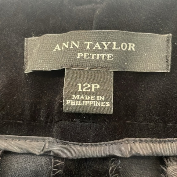 Ann Taylor Petite Modern Velvet Slim Pants Black 12P - Picture 3 of 5